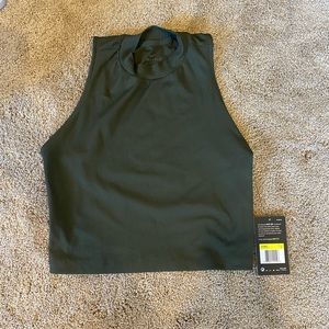 NWT Nike Crop Training Top
